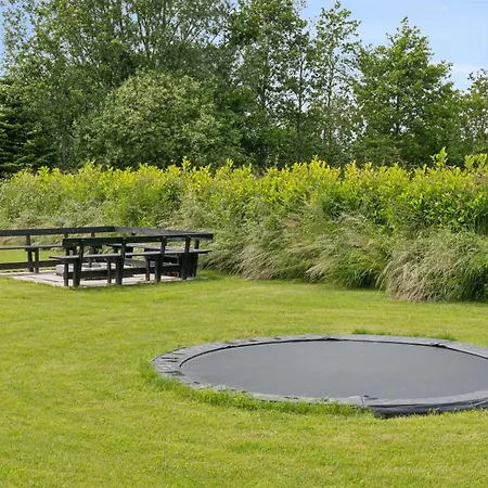 Hébergement de vacances Charming With Many Activities Bøtø By