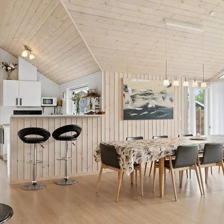Charming With Many Activities * Bøtø By